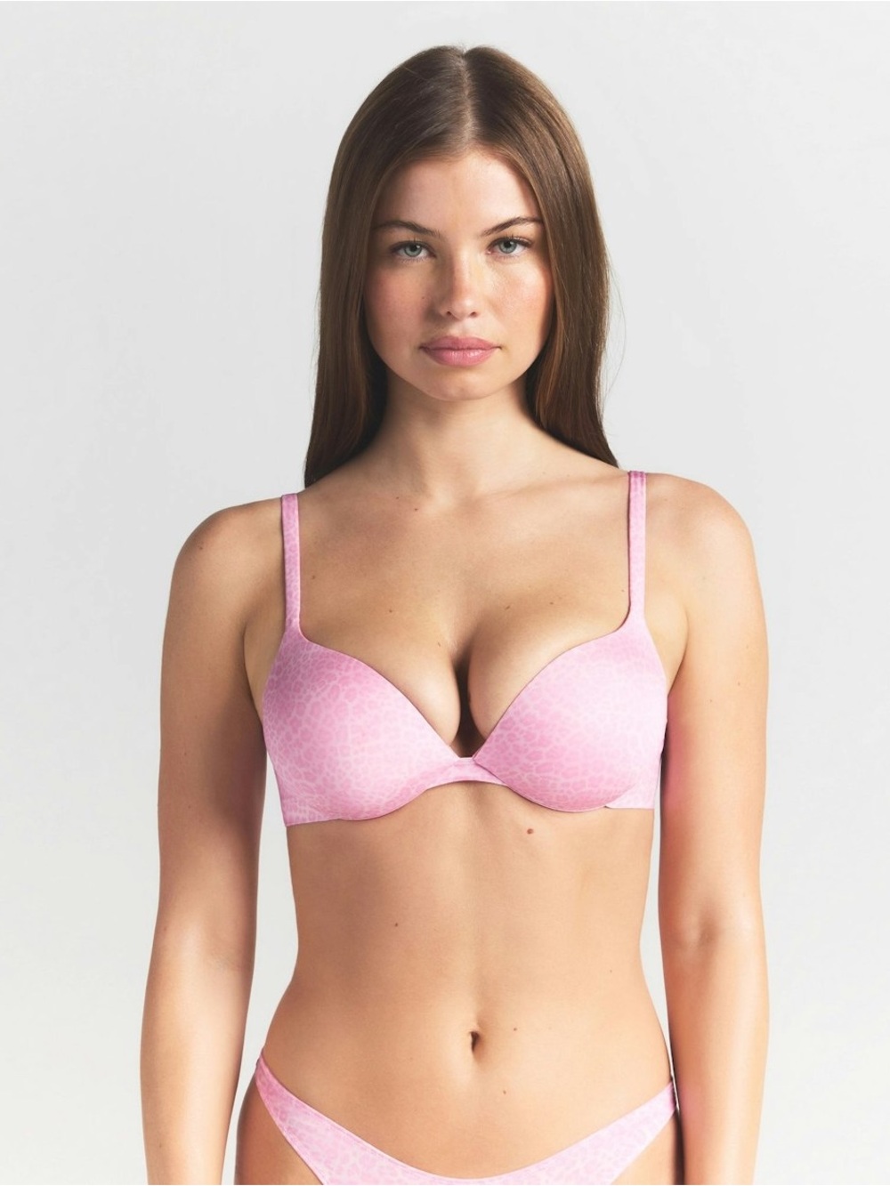 SKIMS 42D Bubblegum Leopard Print Ultimate Push Up Plunge
Bra NWT